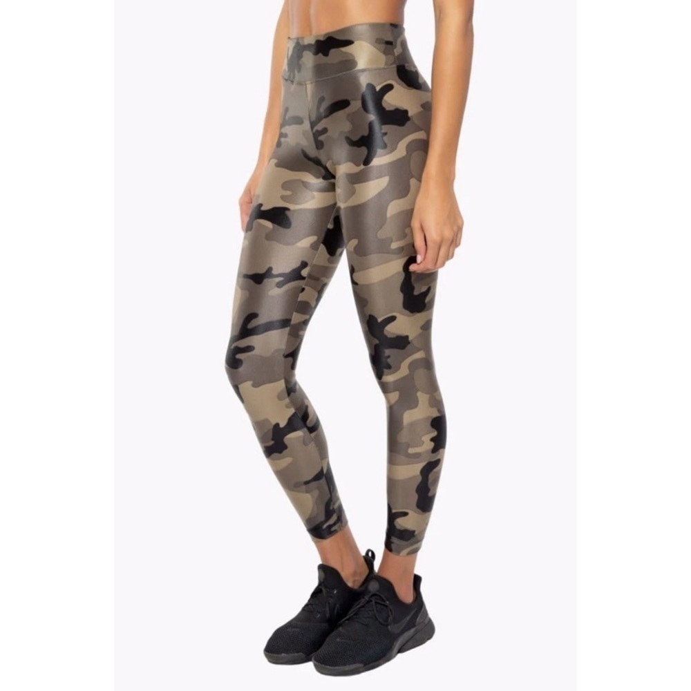 KORAL Lustrous Leggings in Olive Camo